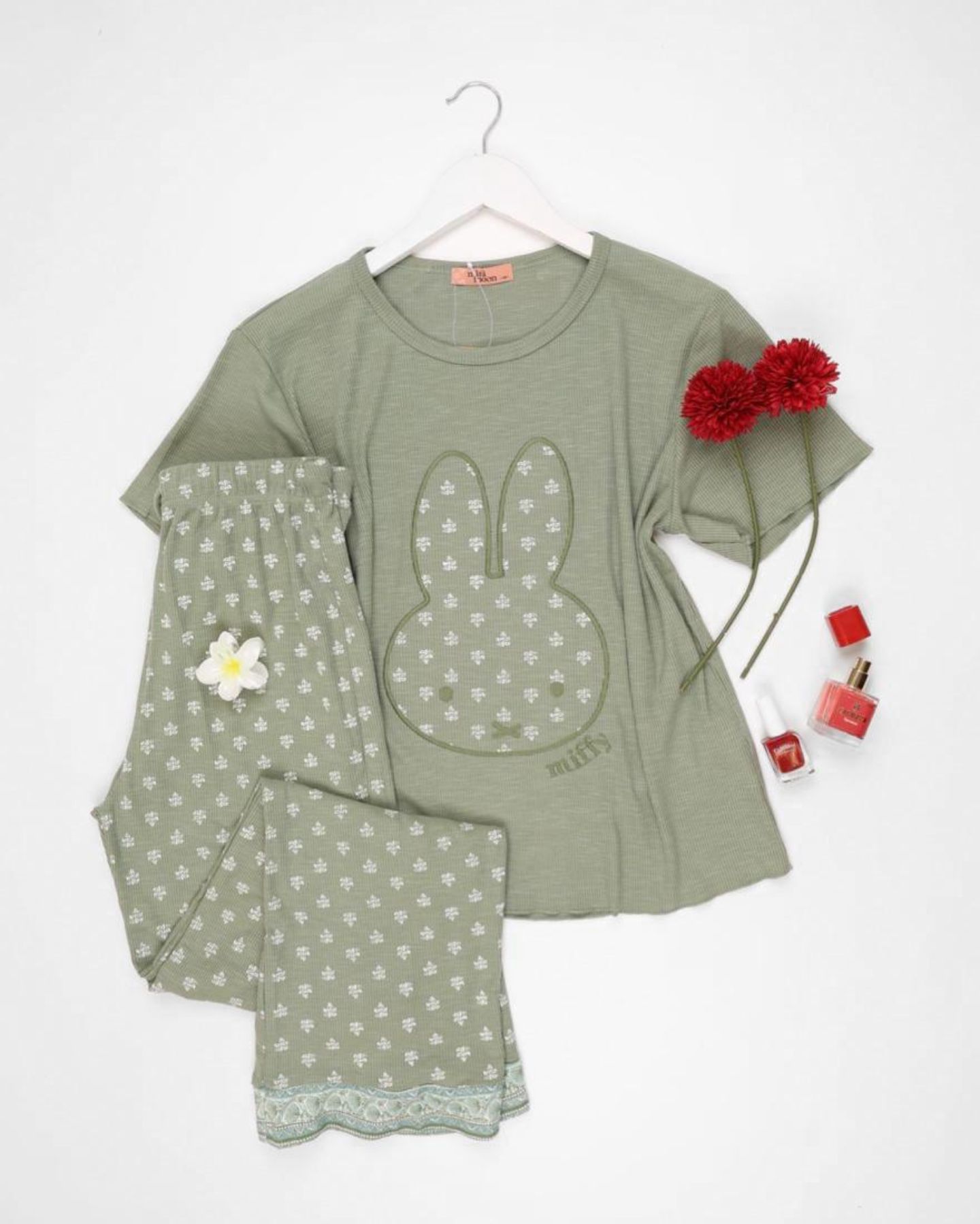 بيجامة بنطلون قطن