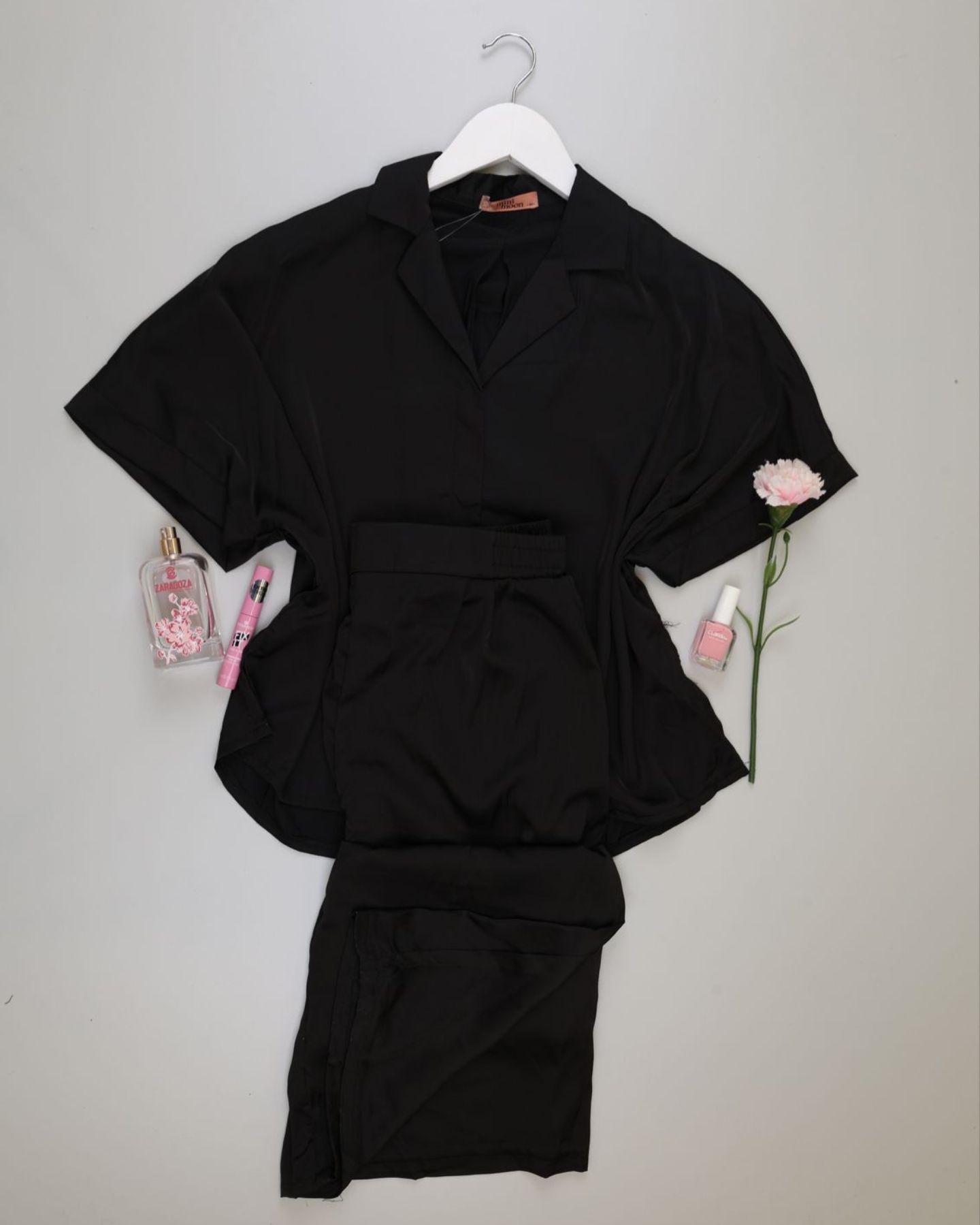 بيجامة بنطلون ساتان