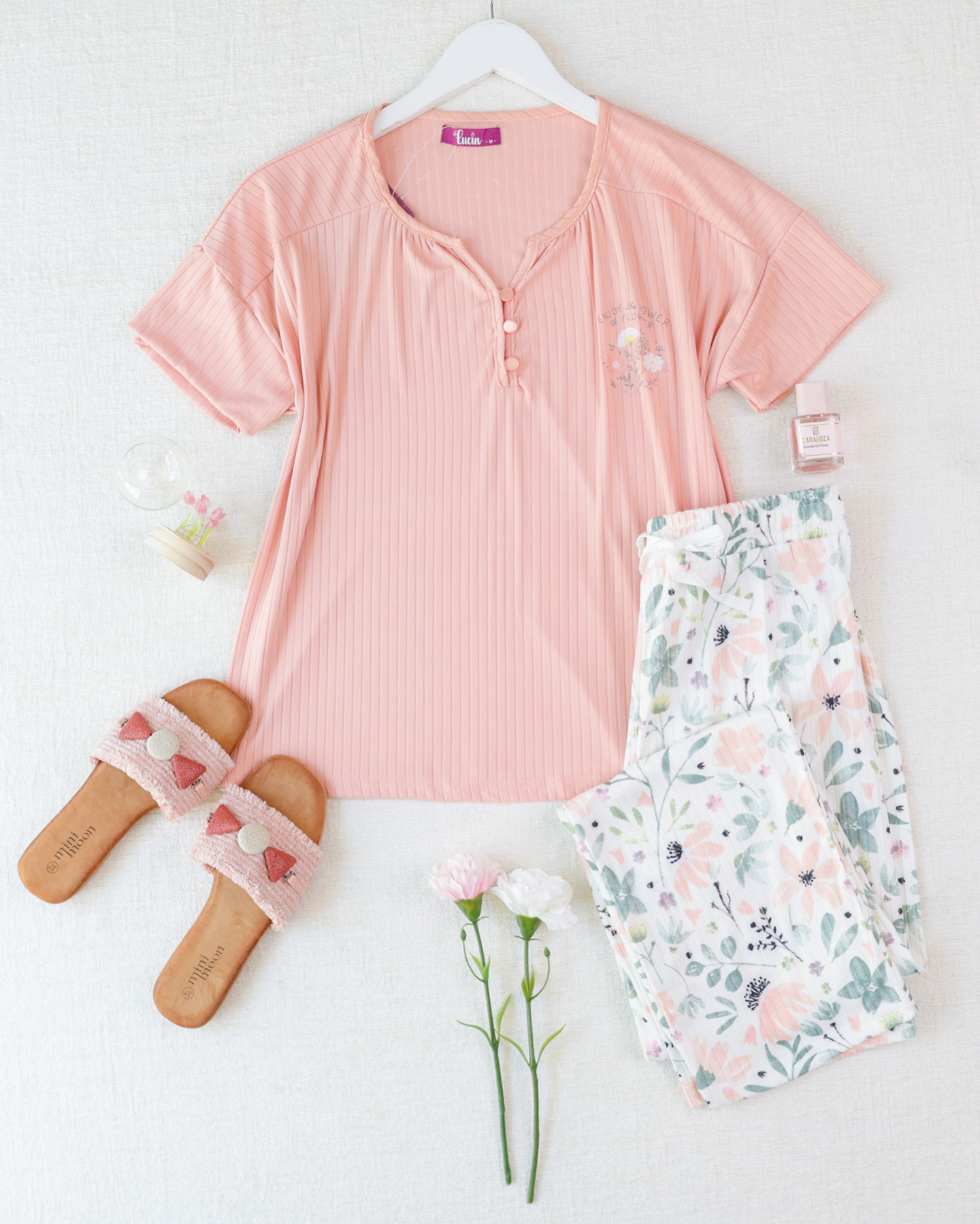 بيجامة بنطلون