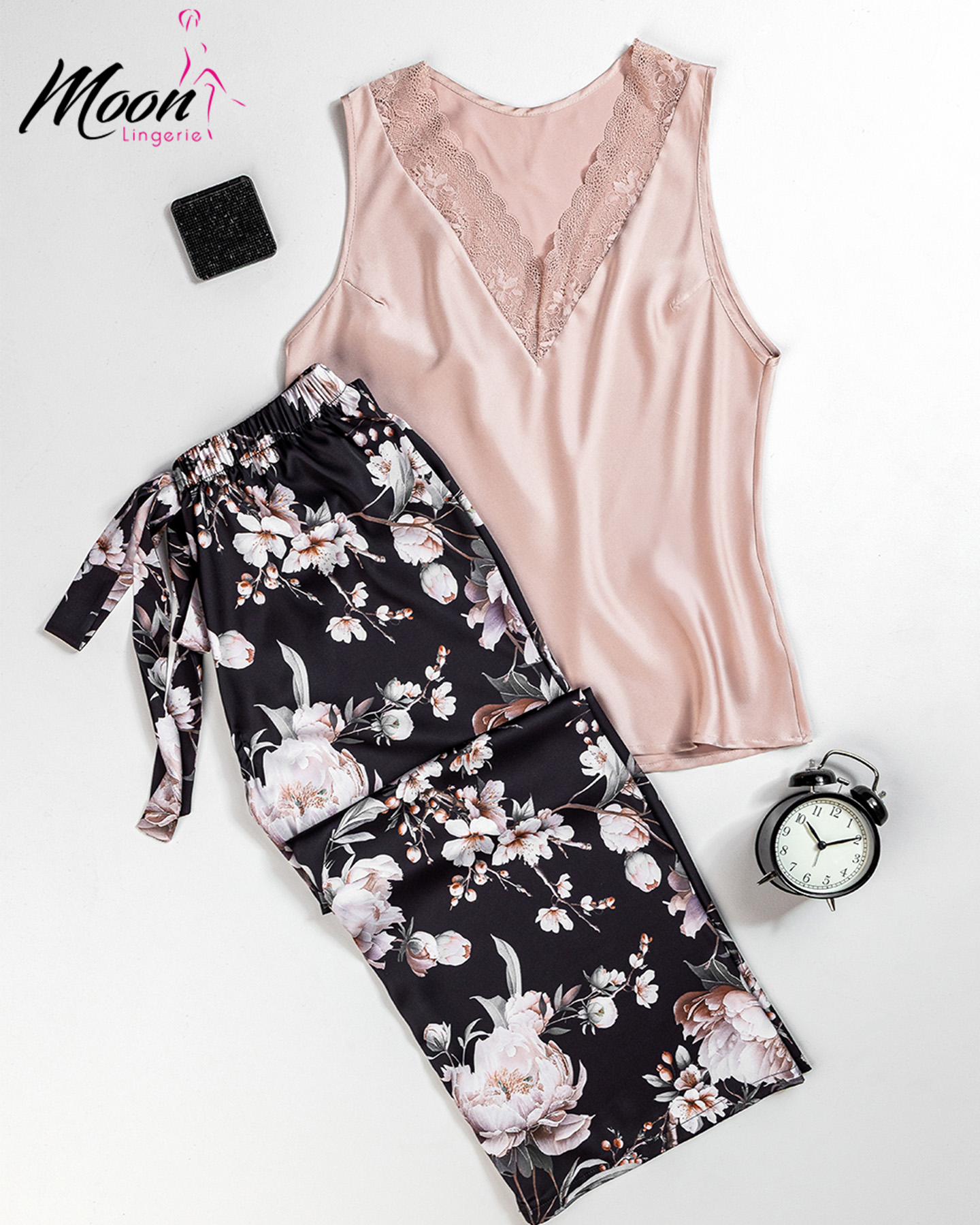 بيجامة بنطلون ساتان